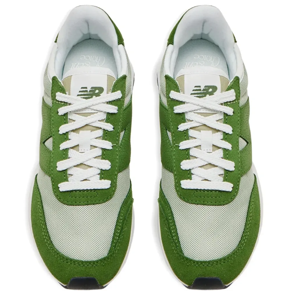 Кроссовки 370