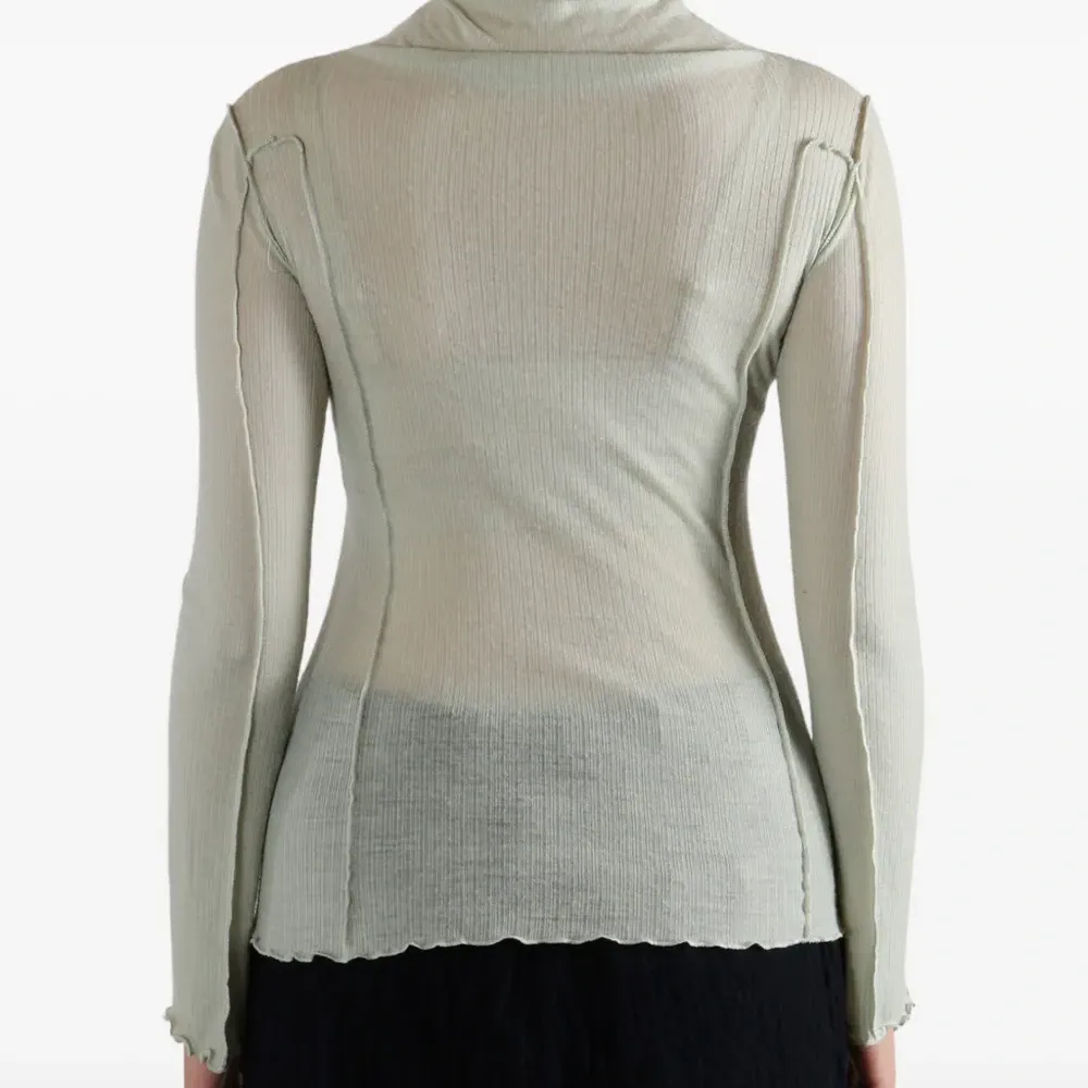 Блузка с оборками