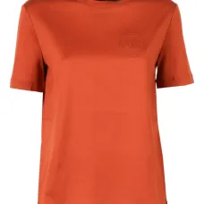 Футболка с вышитым логотипом Футболка с вышитым логотипом