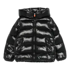 Стеганая куртка с капюшоном Стеганая куртка с капюшоном