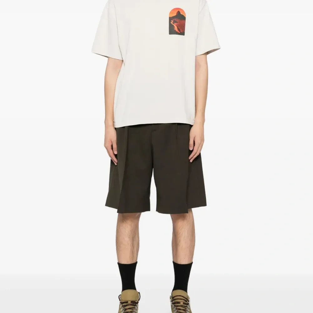 Футболка с графическим принтом