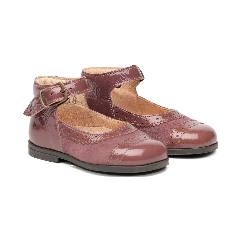 Балетки с пряжками на ремешках