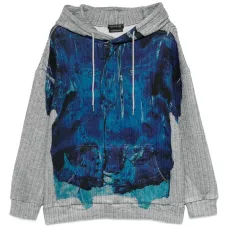 Худи с эффектом тромплей