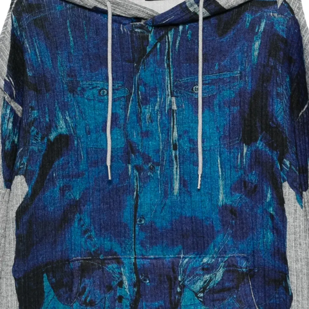 Худи с эффектом тромплей