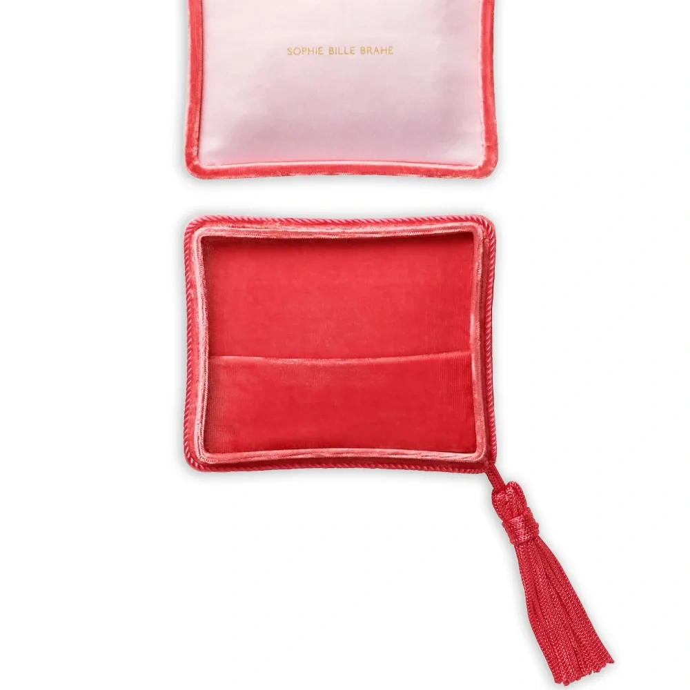 Бархатная шкатулка для украшений Tulipe (10.5 x 8.5 см) Бархатная шкатулка для украшений Tulipe (10.5 x 8.5 см)