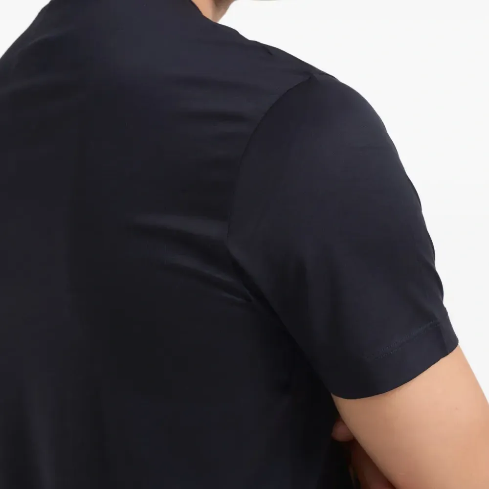 Футболка с логотипом