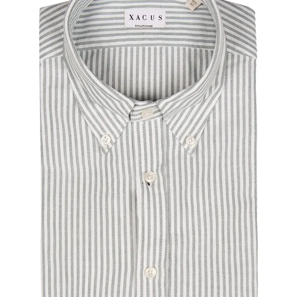 Полосатая рубашка на пуговицах