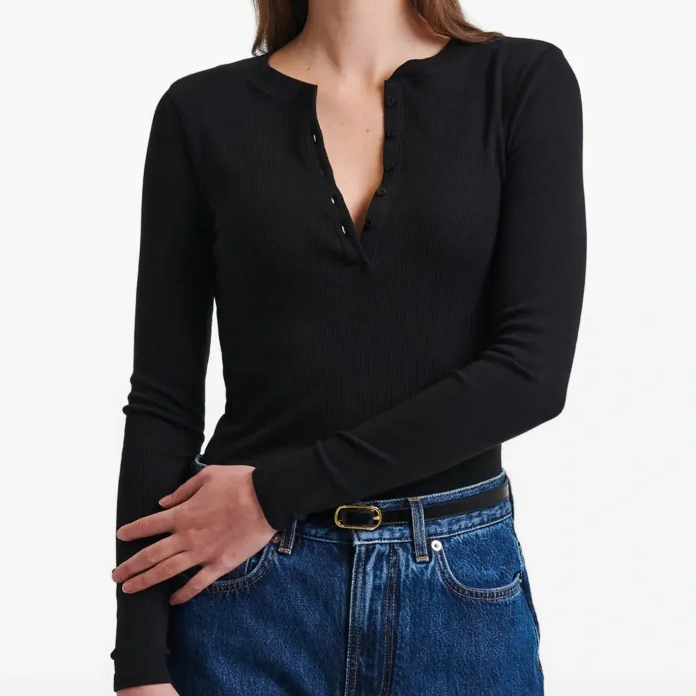 Рифленый топ с пуговицами Henley