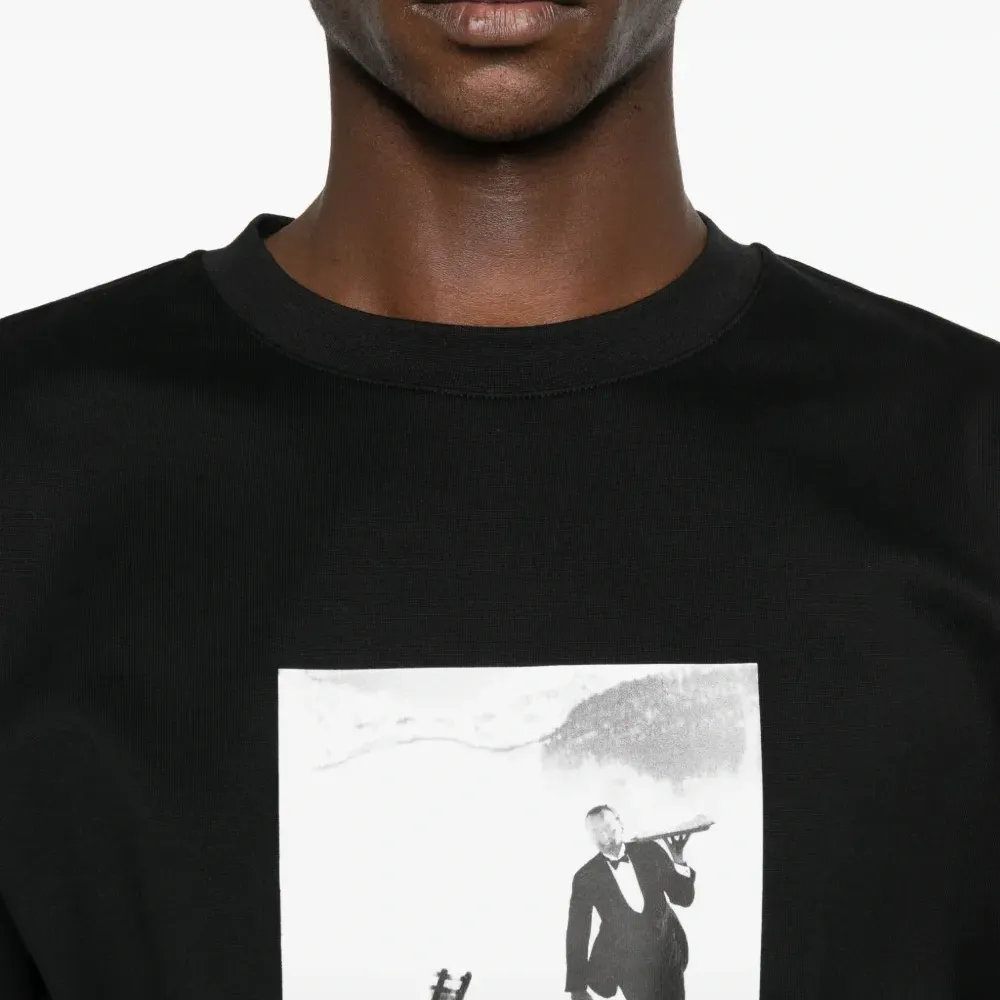 Футболка с графическим принтом