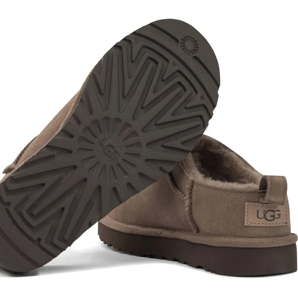 Замшевые ботинки