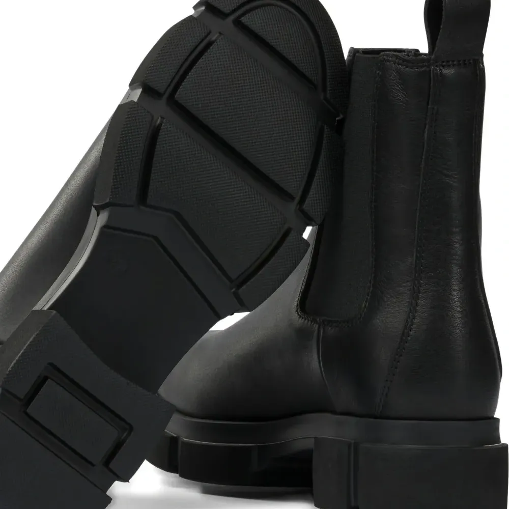 Кожаные челси