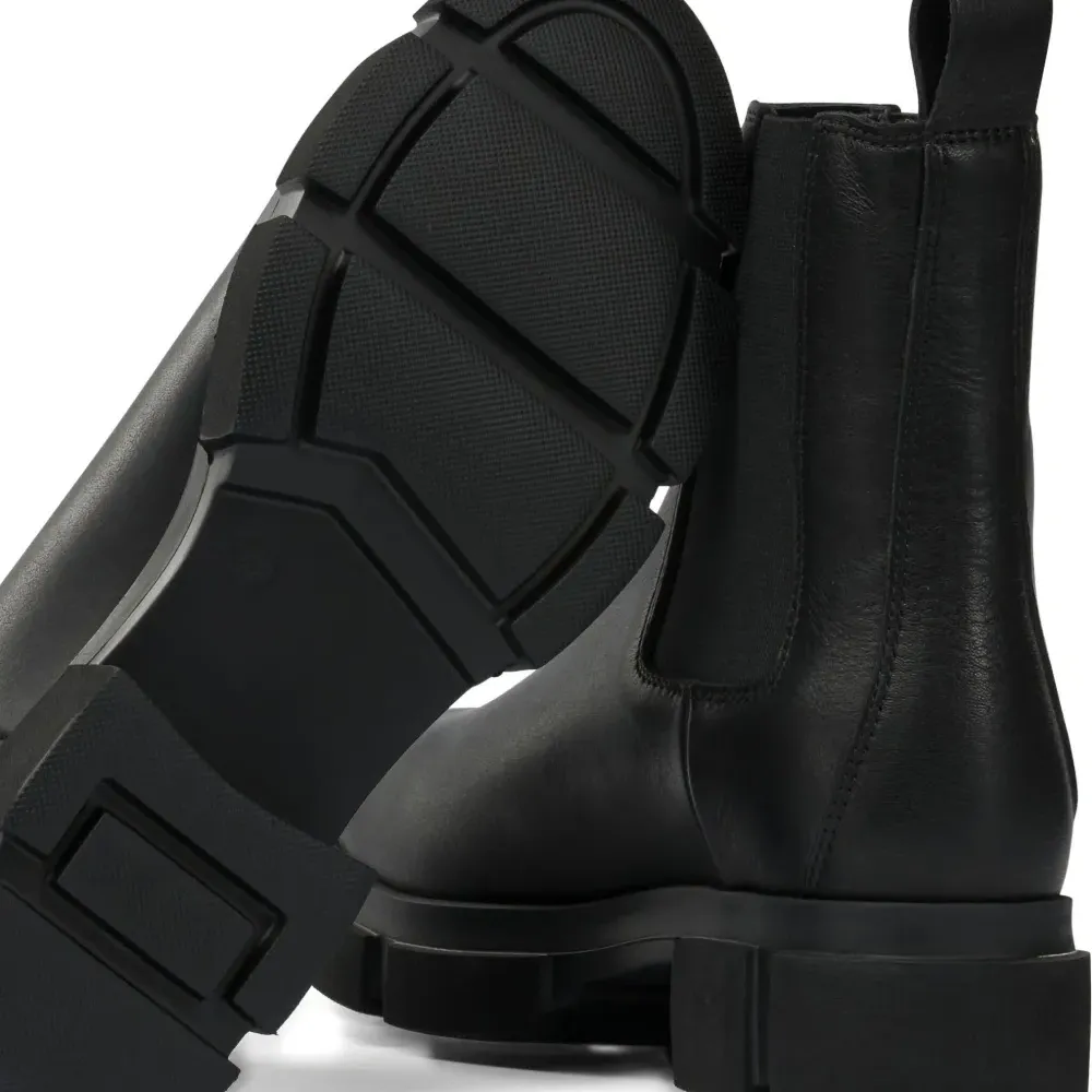 Кожаные челси