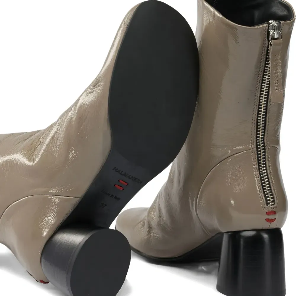 Ботинки Anna из лаковой кожи с каблуком 55 мм Ботинки Anna из лаковой кожи с каблуком 55 мм