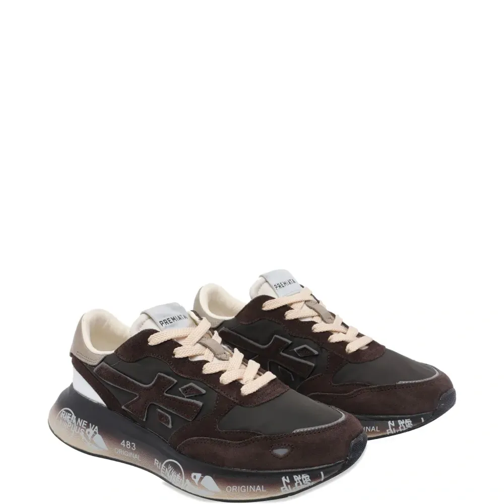 Кроссовки Laury с логотипом