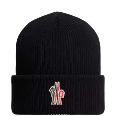 Бейсболка с логотипом