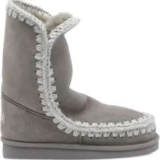 Ботинки с контрастной прострочкой