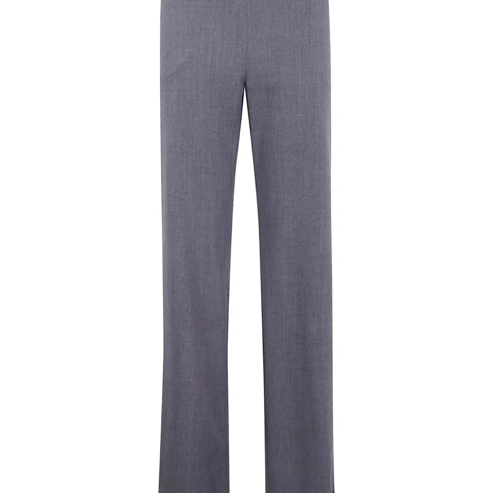 Брюки на пуговицах