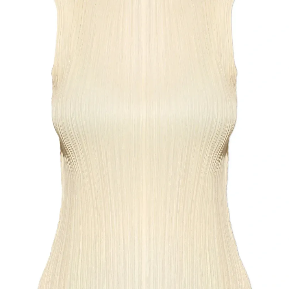 Плиссированный топ с высоким воротником