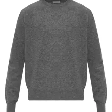 Свитер с круглым вырезом