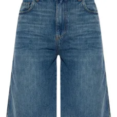 Шорты с ремнем и логотипом