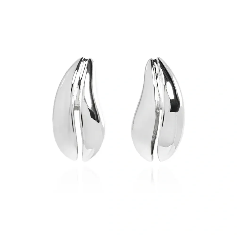 Мини-серьга-волна