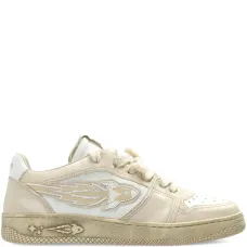 Кроссовки с логотипом