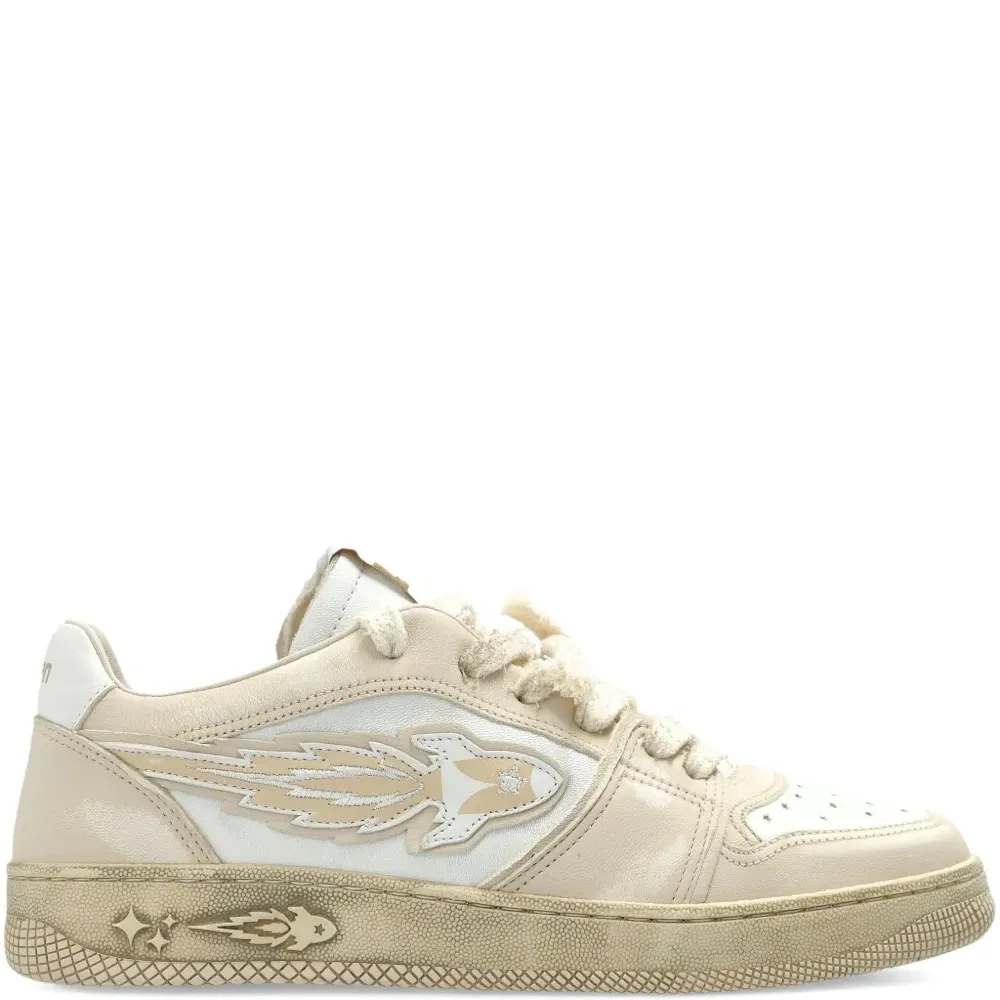 Кроссовки с логотипом