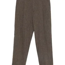 Брюки прямого кроя со складками