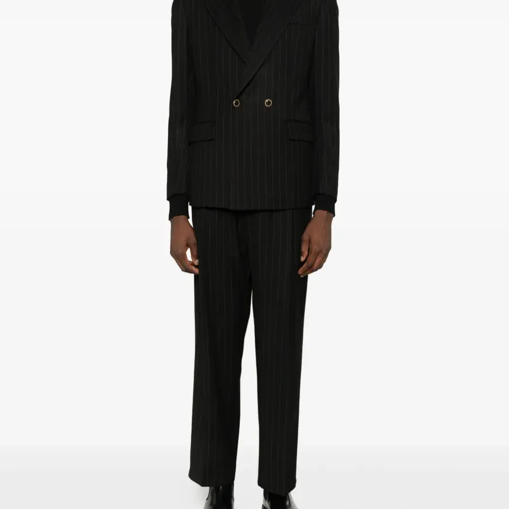 Брюки прямого кроя в тонкую полоску Брюки прямого кроя в тонкую полоску