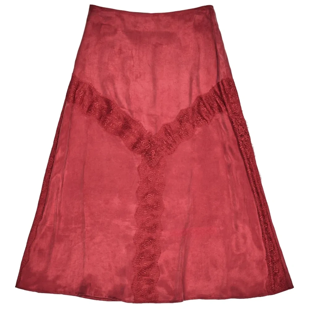 Юбка миди с кружевными вставками