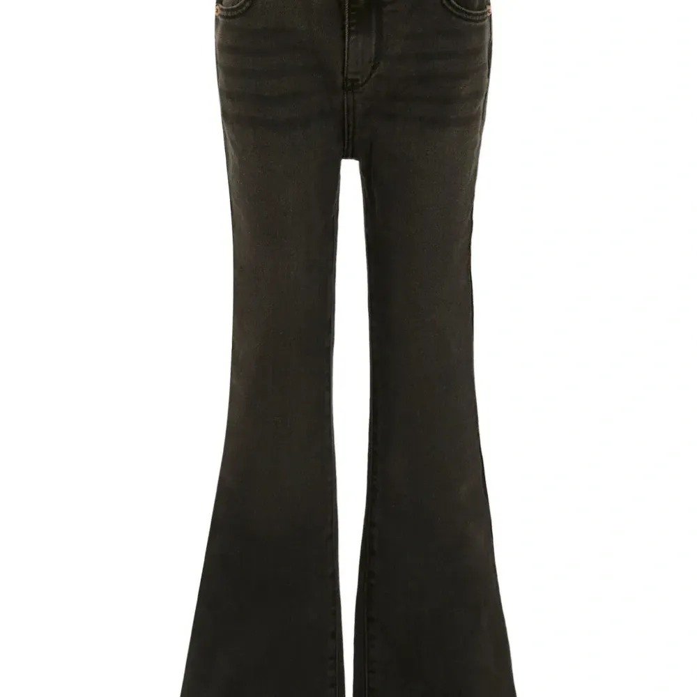 Расклешённые джинсы с нашивкой-логотипом