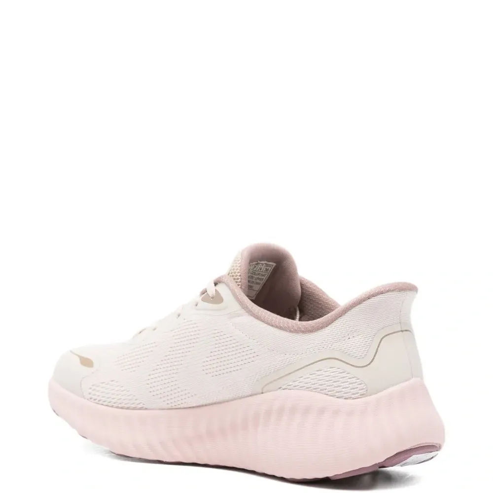 Кроссовки с логотипом