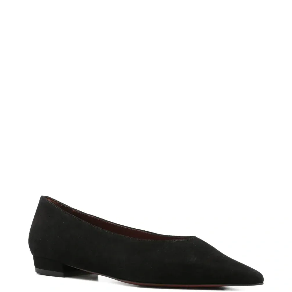 Балетки с заострённым носком