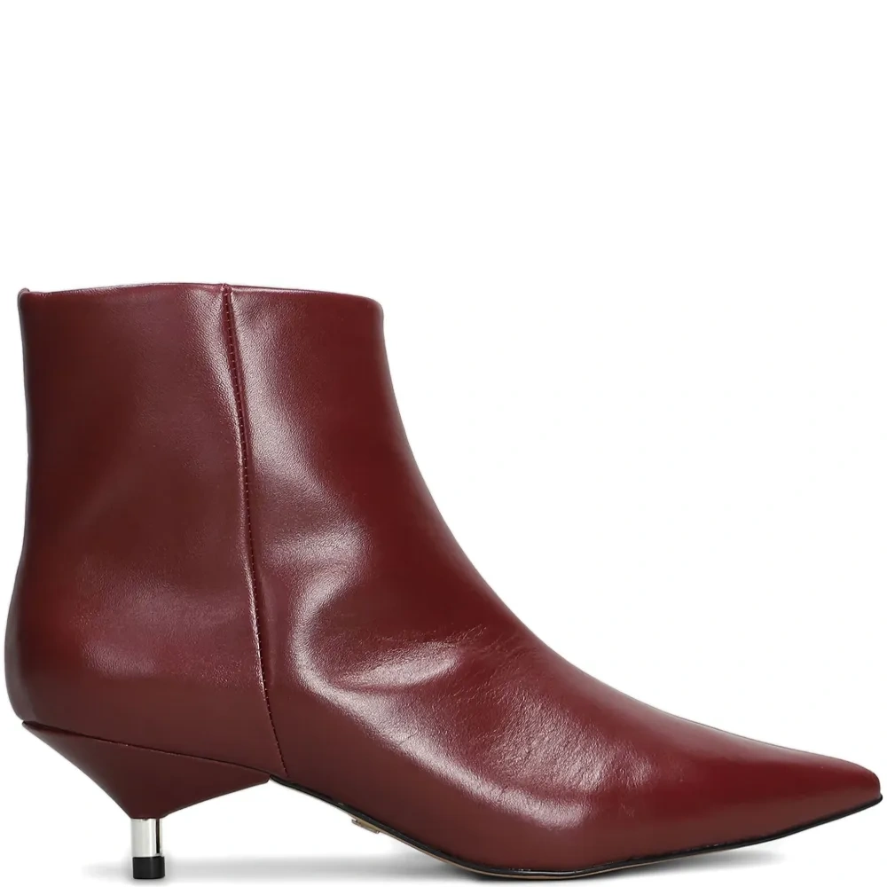 Ботильоны на каблуке 40 мм с заострённым носком