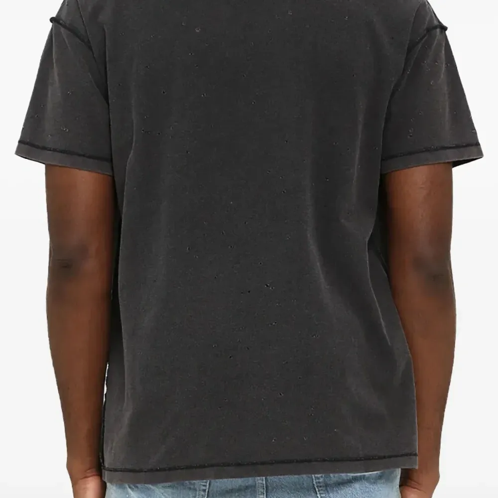 Футболка наизнанку