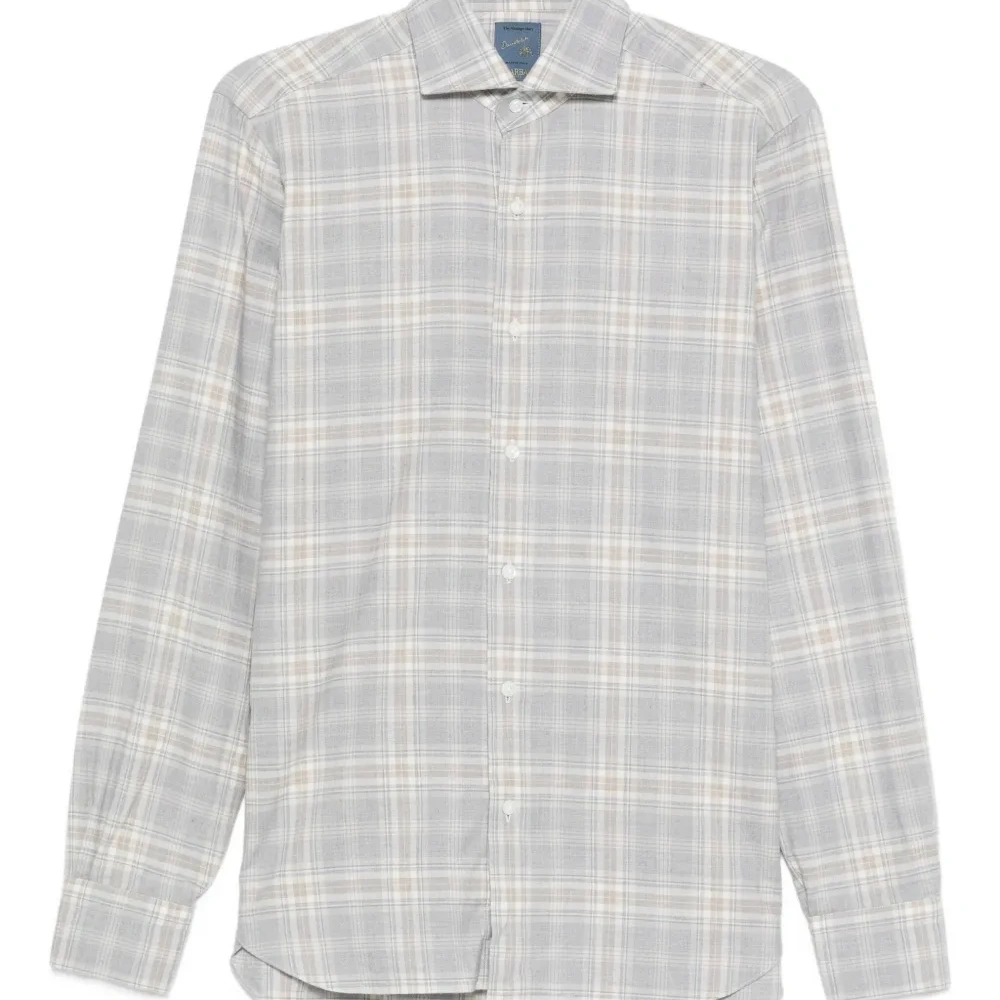 Клетчатая рубашка на пуговицах Клетчатая рубашка на пуговицах