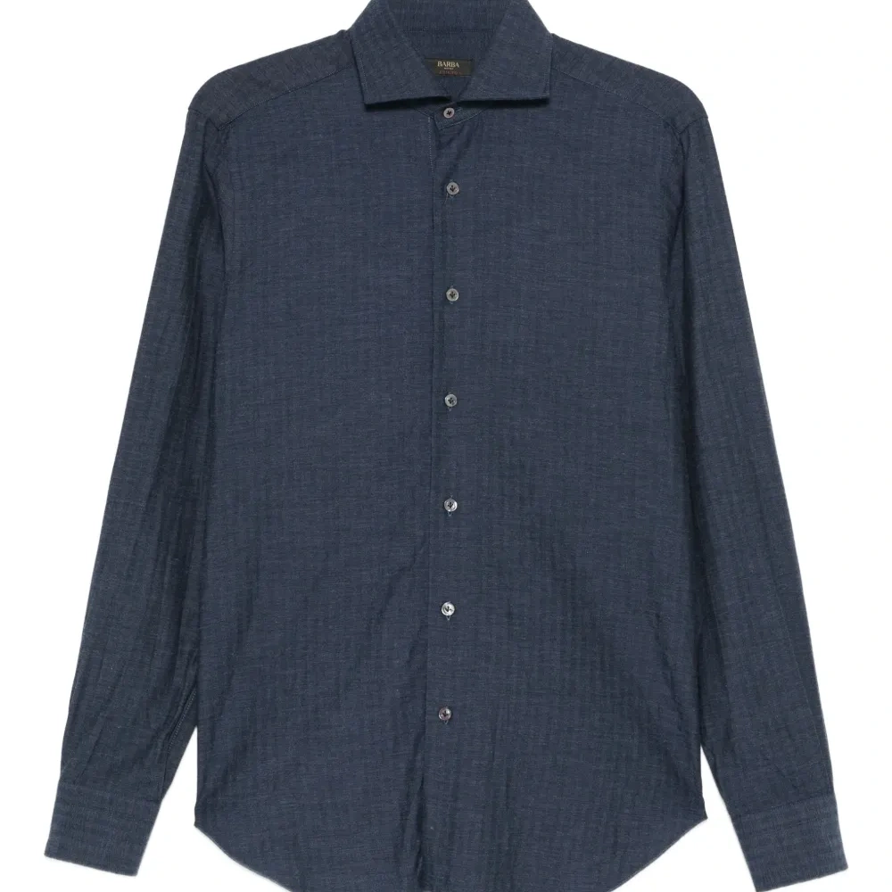 Рубашка на пуговицах