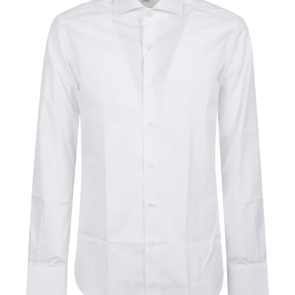 Рубашка с заостренным воротником