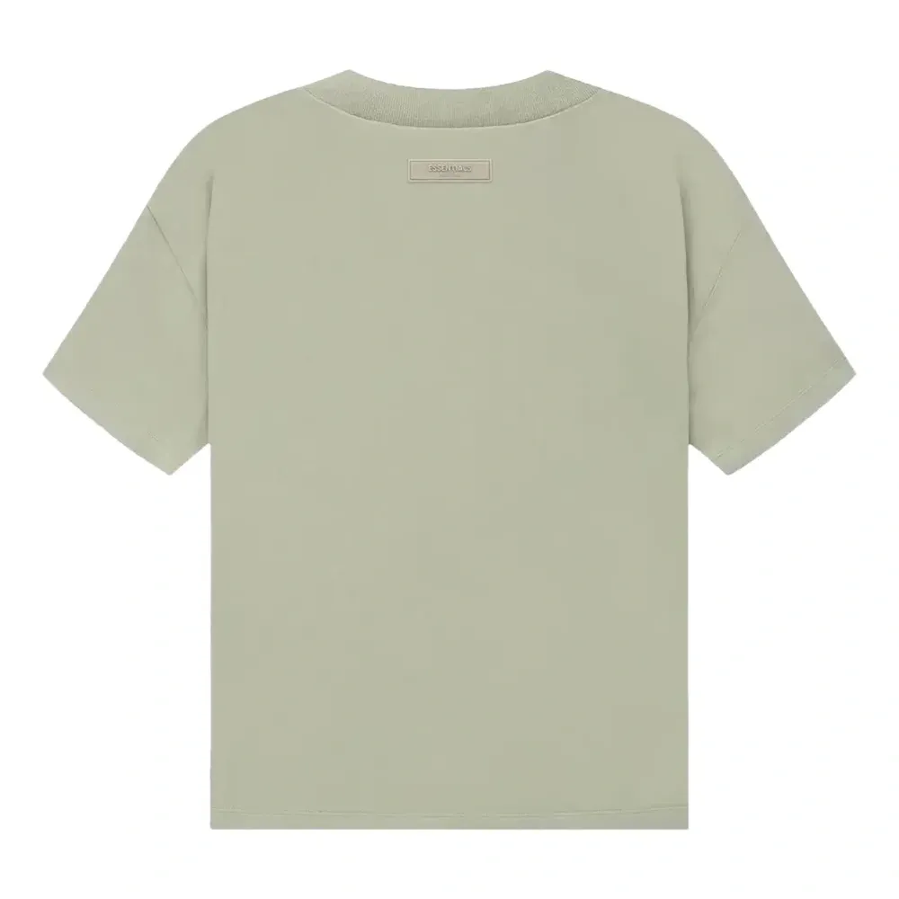 Футболка с логотипом