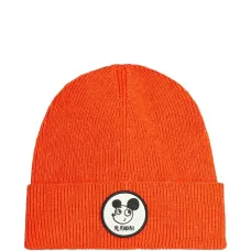 Шапка с нашивкой логотипа Шапка с нашивкой логотипа