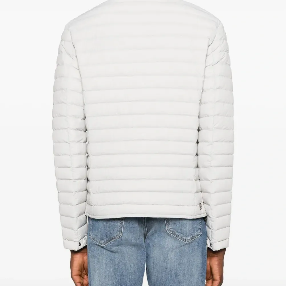 Стеганый пуховик