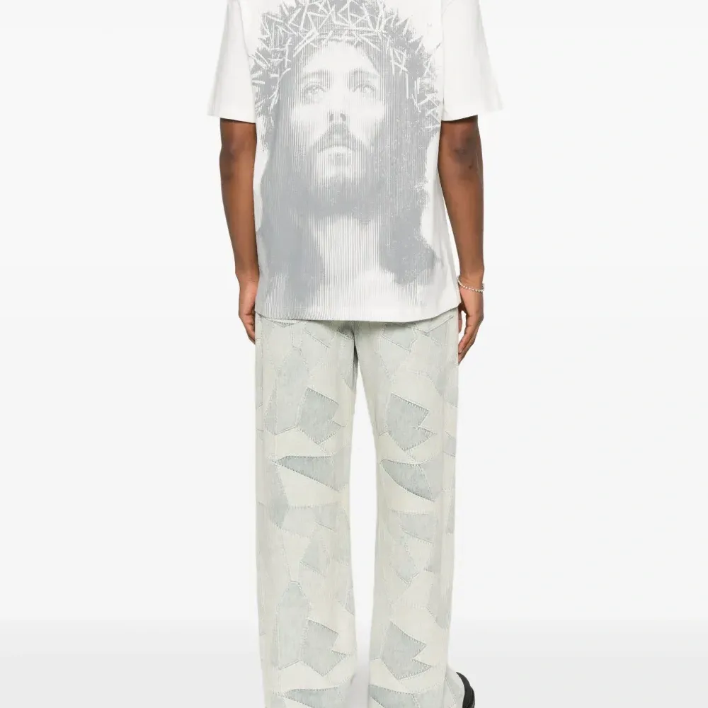 Футболка Love All Jesus