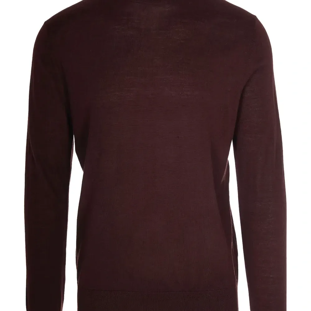 Свитер с воротником-стойкой