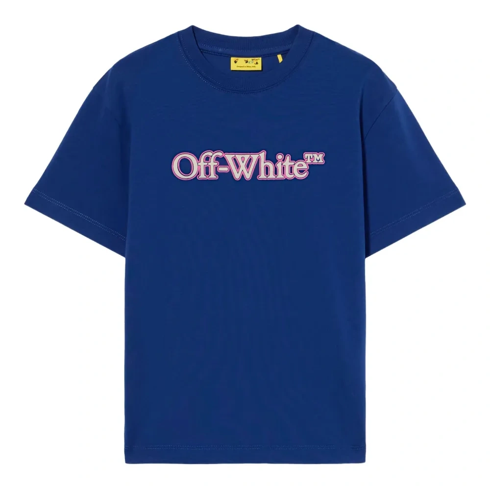 Футболка с объемным логотипом