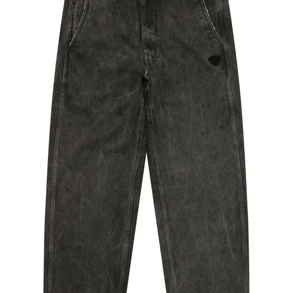 Брюки с аппликацией и поясом