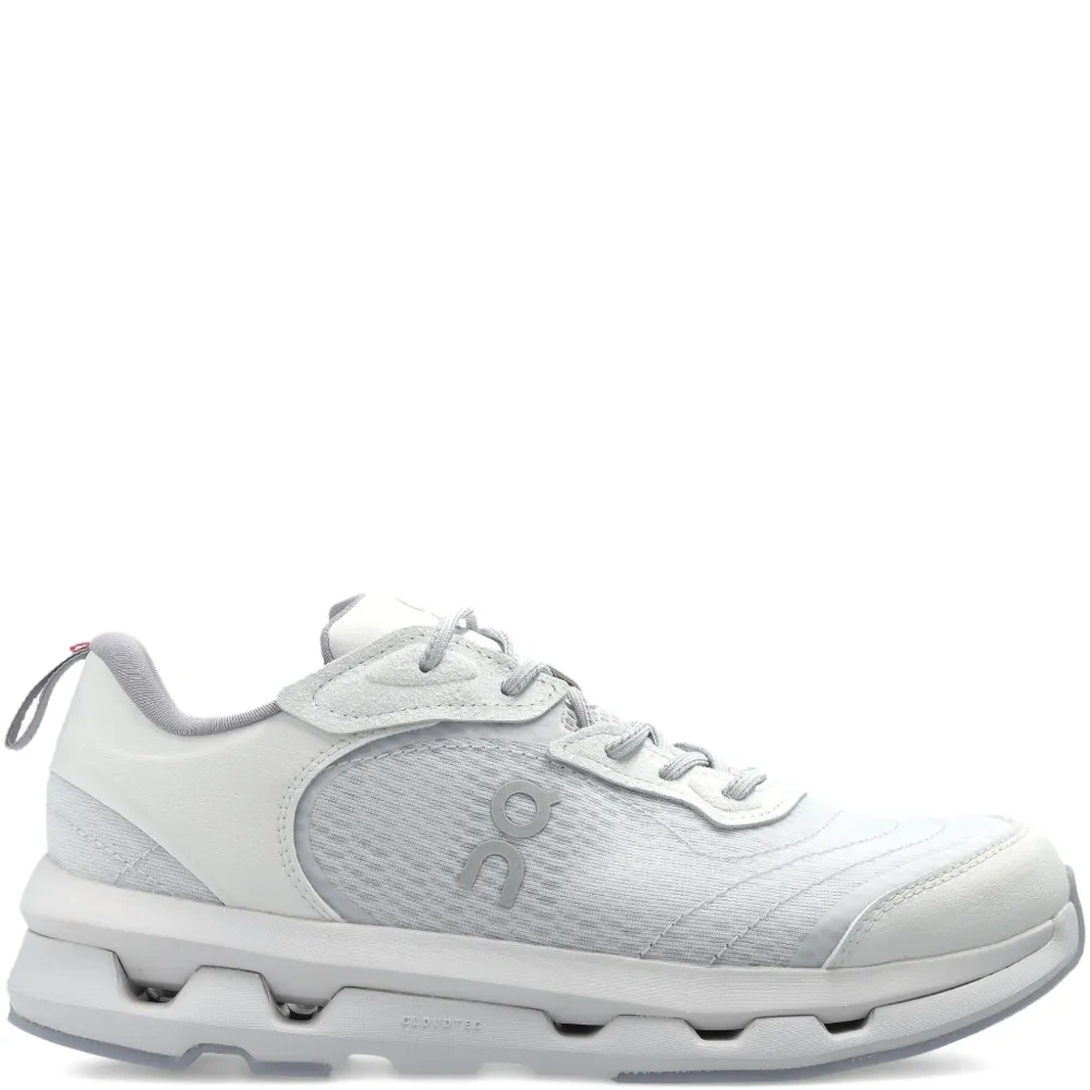 Кроссовки с логотипом