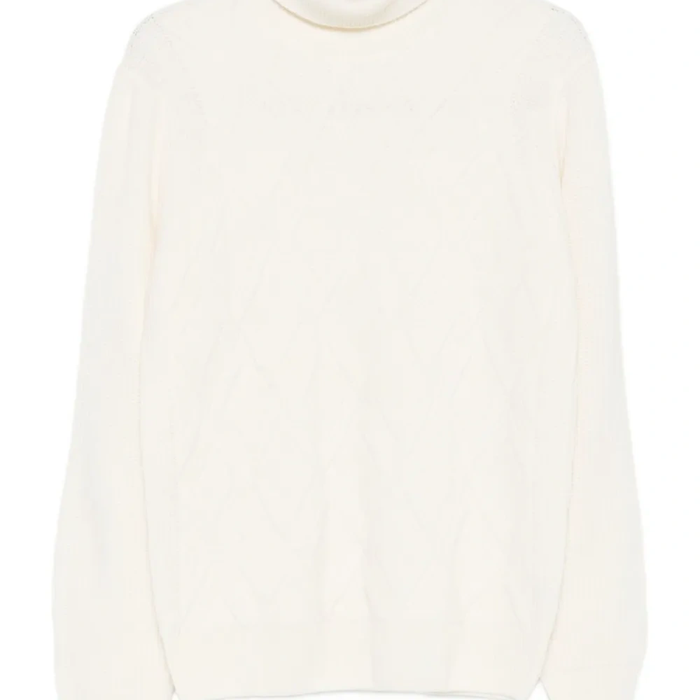 Свитер с воротником-гольф