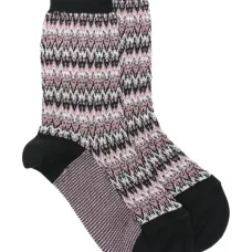 Носки с узором зигзаг