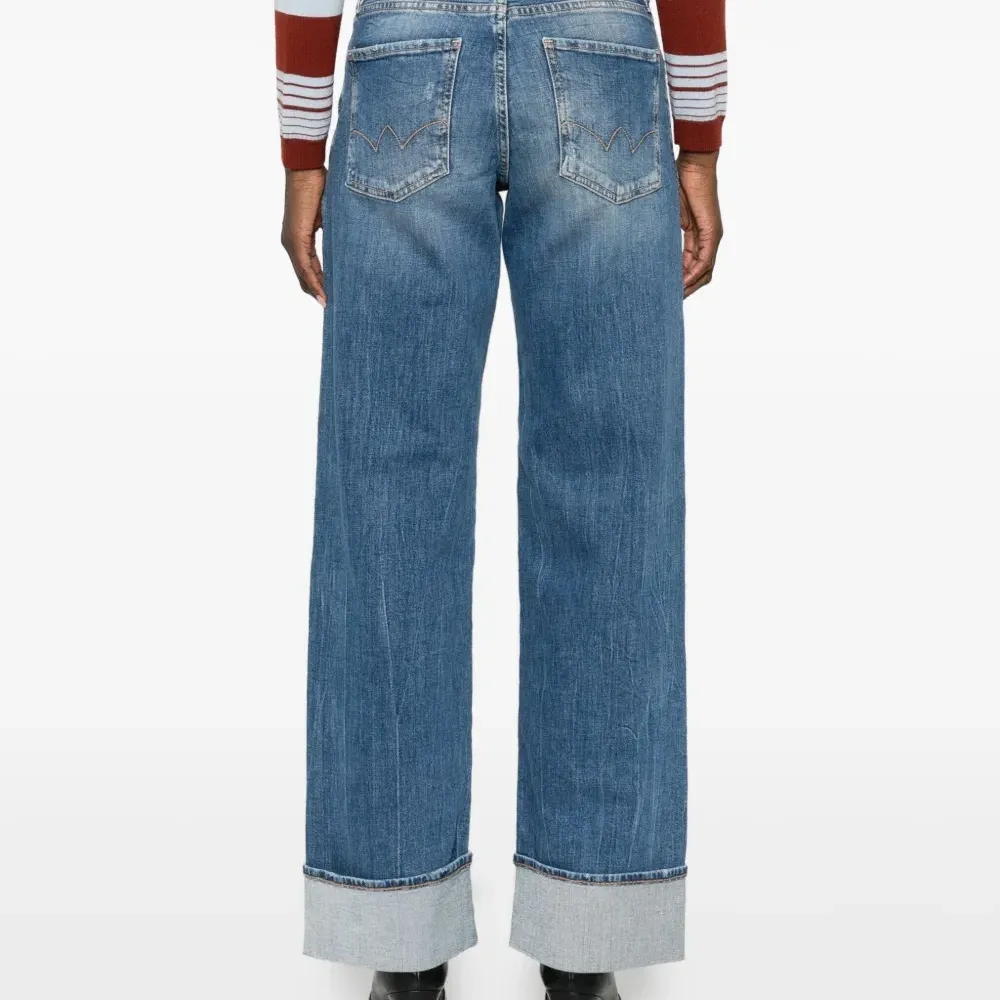 Джинсы прямого кроя с отворотами