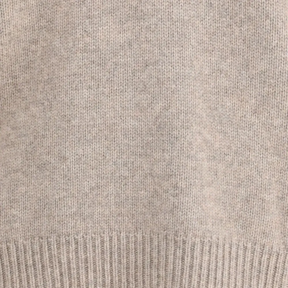 Свитер с V-образным вырезом Balthus